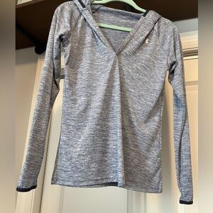 Under Armour long sleeve hooded shirt blue size small
